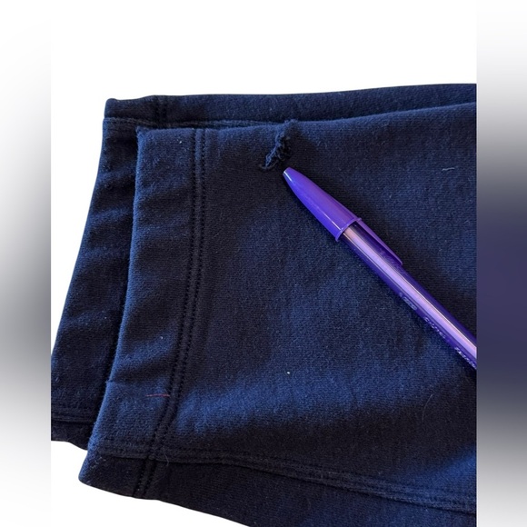 Lululemon Free To Roam Jogger *30"
Midnight Navy - Picture 12 of 12